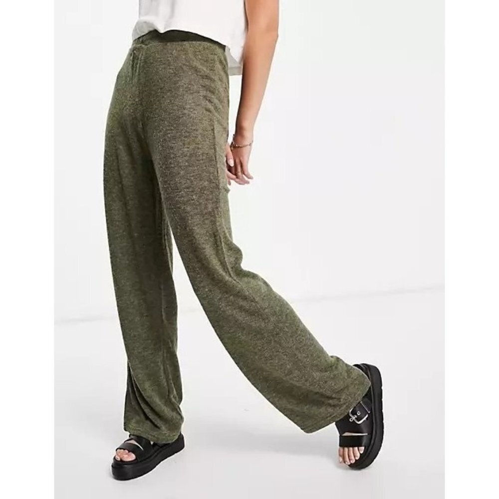 NWT Only co-ord knitted wide leg trousers in khaki Size‎ large